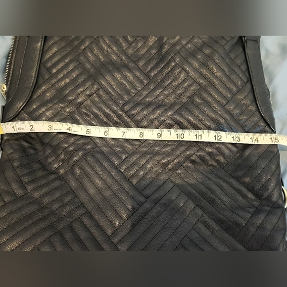 Olivia and Joy tote - Picture 3 of 10